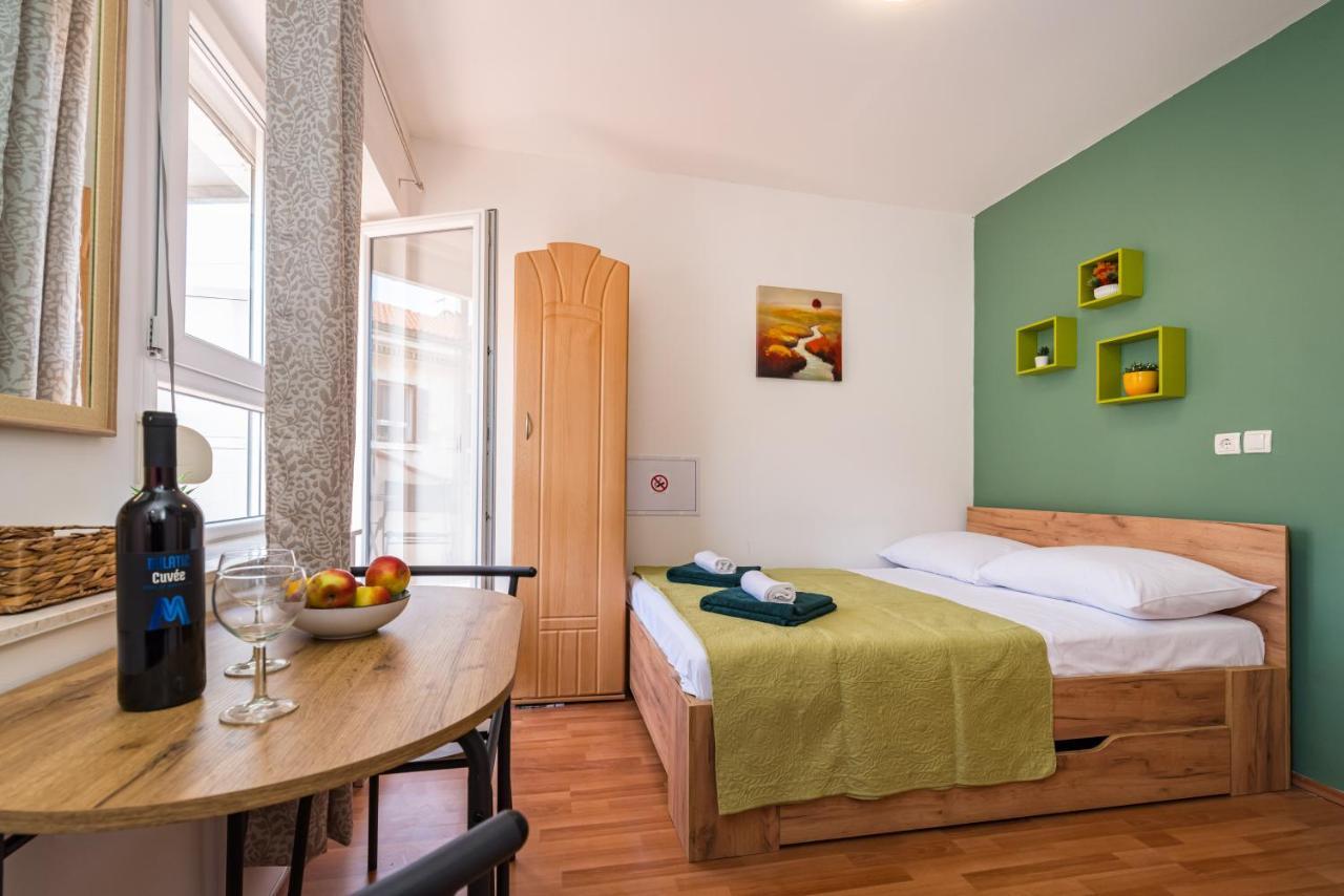 Studio And Rooms Zadar City Wall Exterior foto